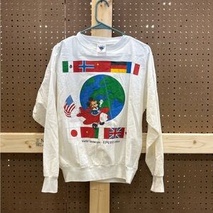 ITEM#17 Mickey Mouse Shirt Epcot Shirt Disneyland Sweatshirt 90s Walt Disney